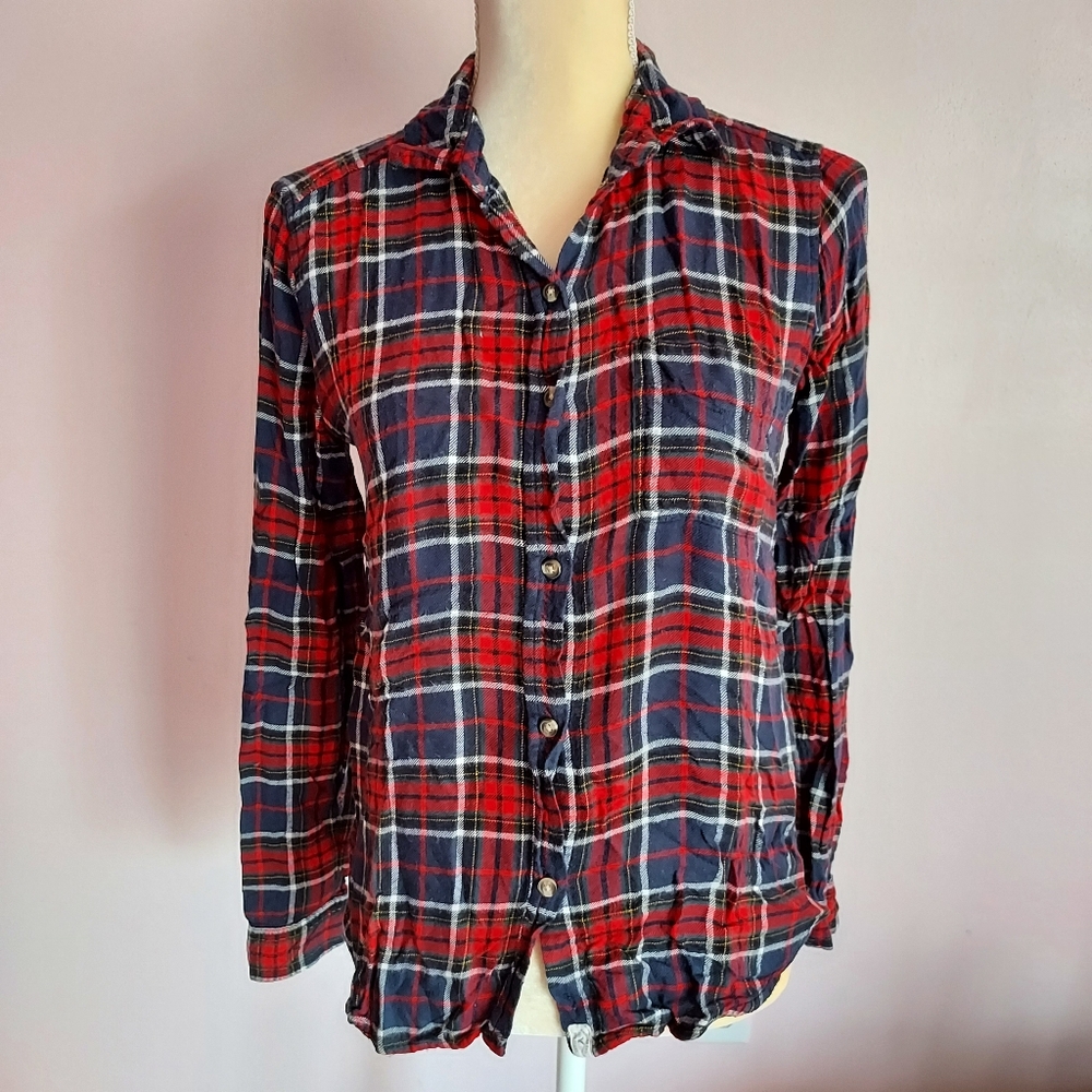 American Eagle Ahh-mazingly Soft Boyfriend plaid tartan button down shirt xs